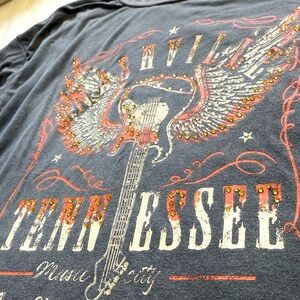 NWOT BLENDED CLOTHING CO. NASHVILLE TENNESSEE SHIRT